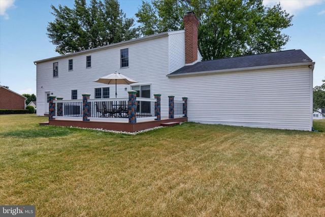 1022 CHELMSFORD DR, Mechanicsburg, PA 17050
