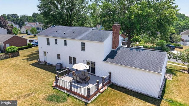 1022 CHELMSFORD DR, Mechanicsburg, PA 17050