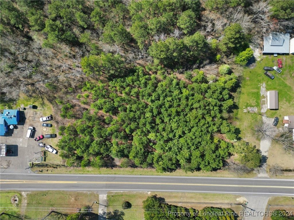 Caton Rd, Lumberton, NC 28360