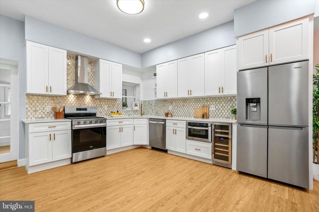 3516 SUNNYSIDE AVE, Philadelphia, PA 19129
