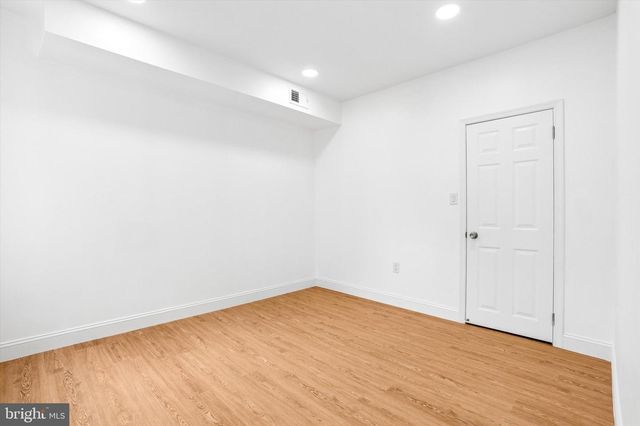 3516 SUNNYSIDE AVE, Philadelphia, PA 19129