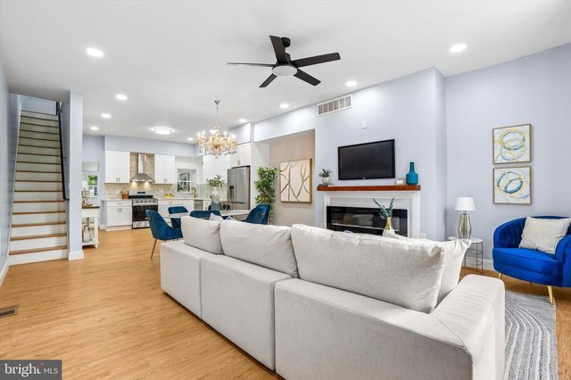 3516 SUNNYSIDE AVE, Philadelphia, PA 19129