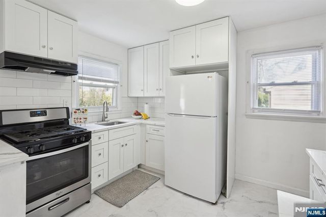 9 Wells Court, Bloomfield, NJ 07003