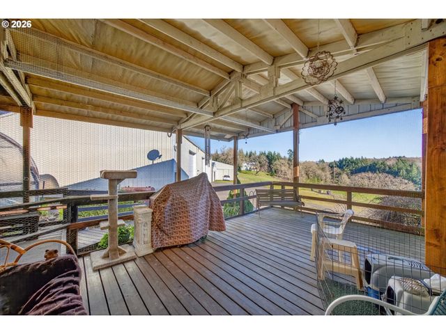 10685 OAK Dr Se, Salem, OR 97306