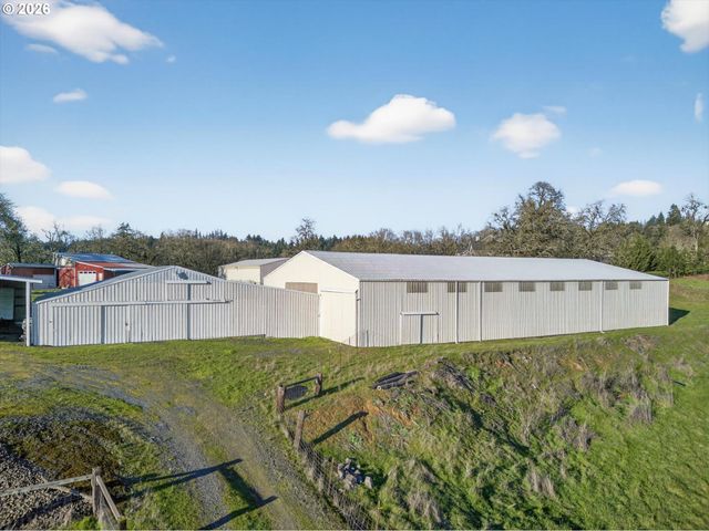 10685 OAK Dr Se, Salem, OR 97306