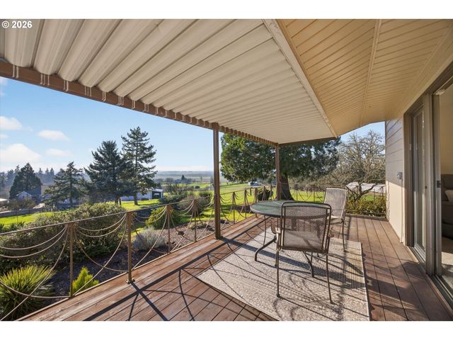 10685 OAK Dr Se, Salem, OR 97306