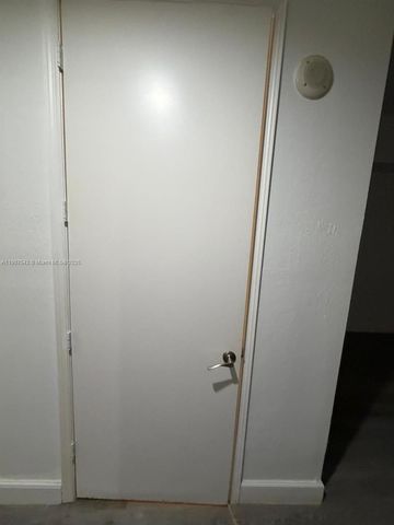 14951 Royal Oaks Ln 106, North Miami, FL 33181