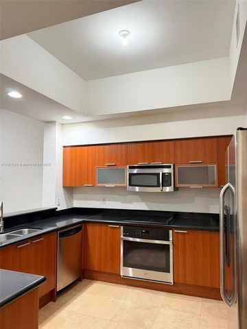 14951 Royal Oaks Ln 106, North Miami, FL 33181