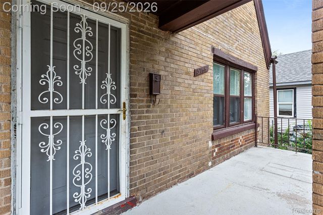 15766 Cruse Street E, Detroit, MI 48227