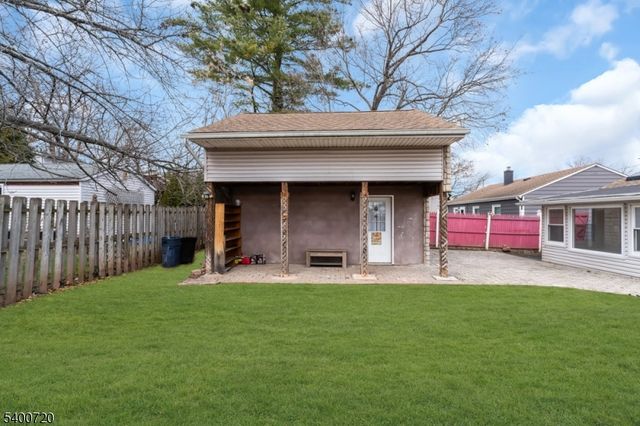 130 S 17Th Ave, Manville Boro, NJ 08835