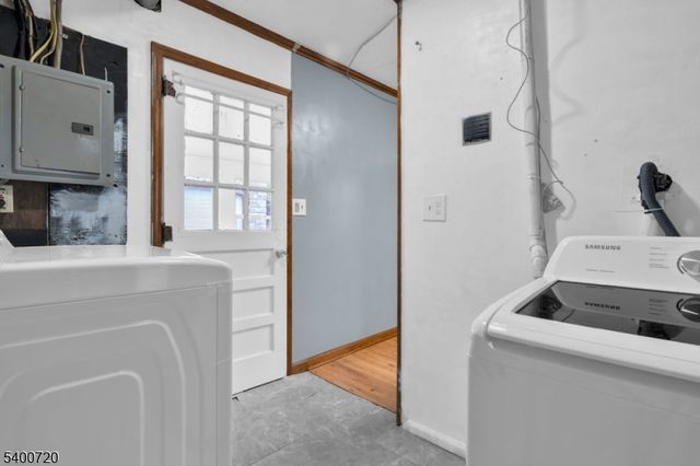 130 S 17Th Ave, Manville Boro, NJ 08835