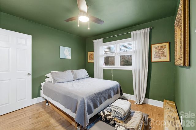 3900 Tipperary Place, Charlotte, NC 28215