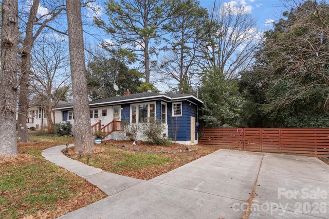 3900 Tipperary Place, Charlotte, NC 28215
