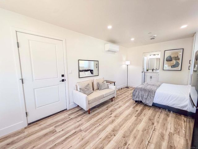 2519 Columbia Street, San Diego, CA 92103