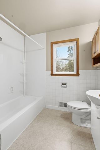 5221 Sumter Avenue N, New Hope, MN 55428