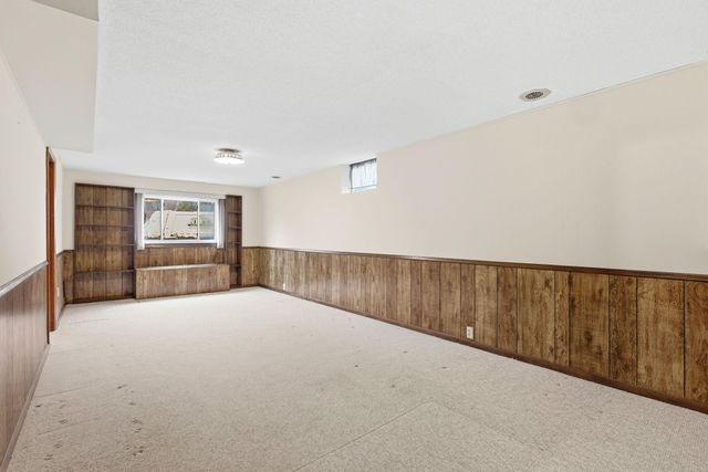 5221 Sumter Avenue N, New Hope, MN 55428