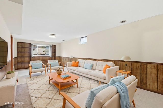 5221 Sumter Avenue N, New Hope, MN 55428