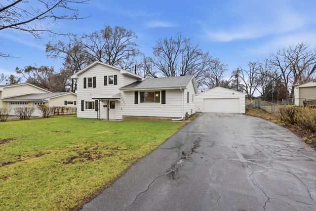 5221 Sumter Avenue N, New Hope, MN 55428