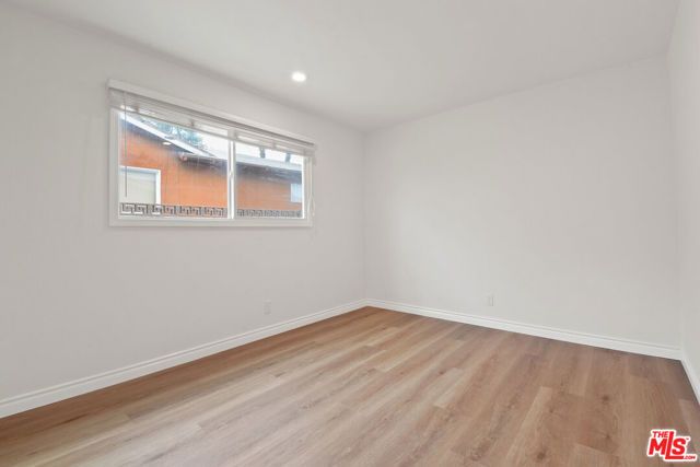 6149 Dalecrest Avenue, Woodland Hills (los Angeles), CA 91367