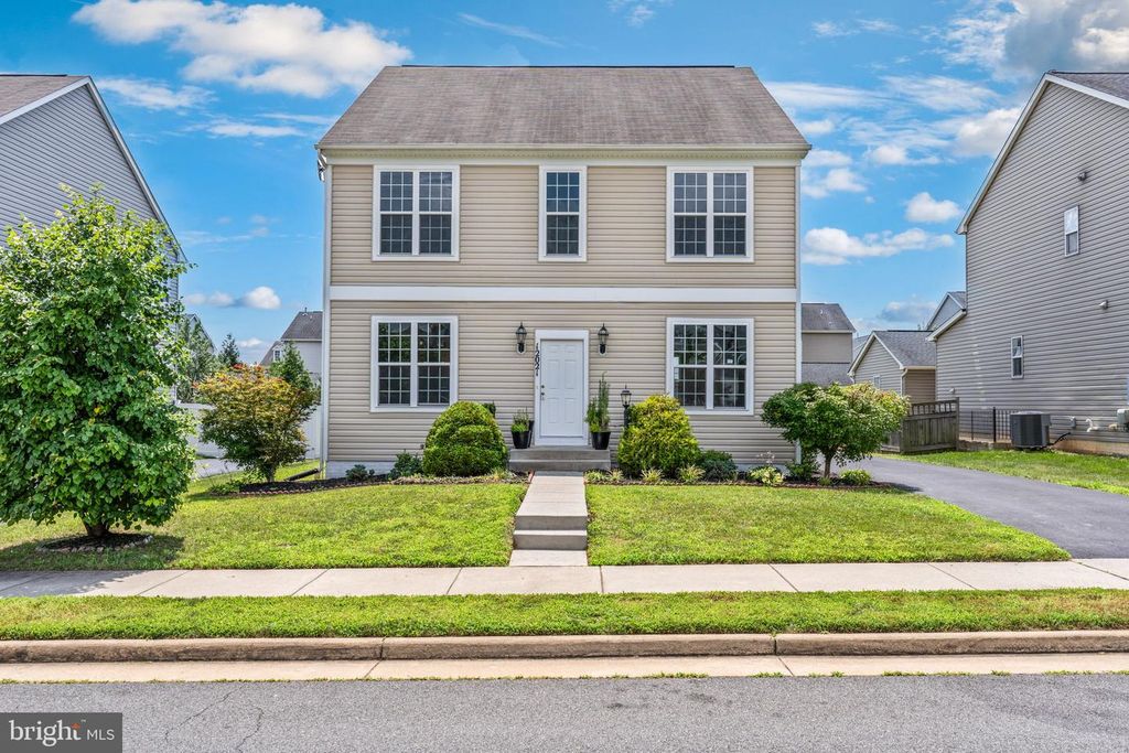 12021 SPRING BEAUTY RD, Bristow, VA 20136