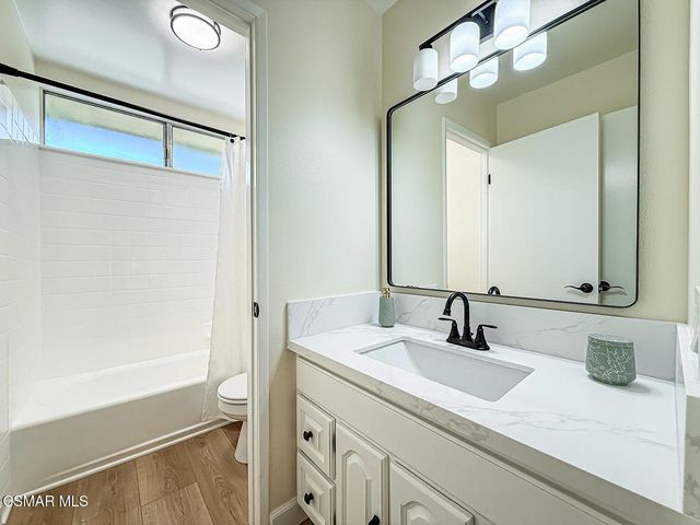 2229 Moss Court, Thousand Oaks, CA 91362