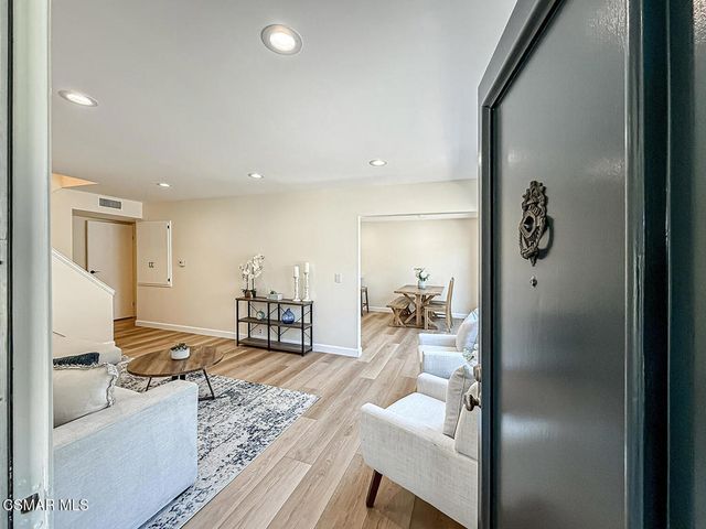 2229 Moss Court, Thousand Oaks, CA 91362