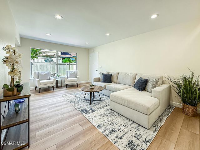 2229 Moss Court, Thousand Oaks, CA 91362