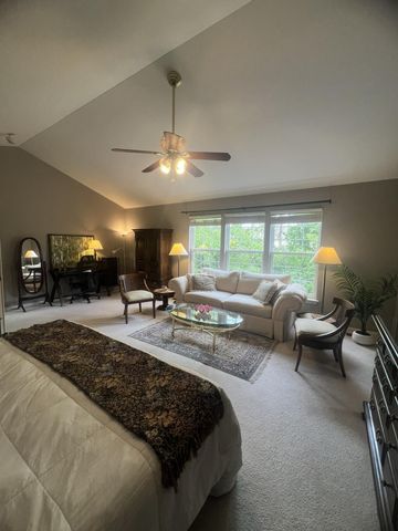 8250 Hummingbird Drive, Ypsilanti Twp, MI 48197