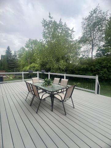 8250 Hummingbird Drive, Ypsilanti Twp, MI 48197