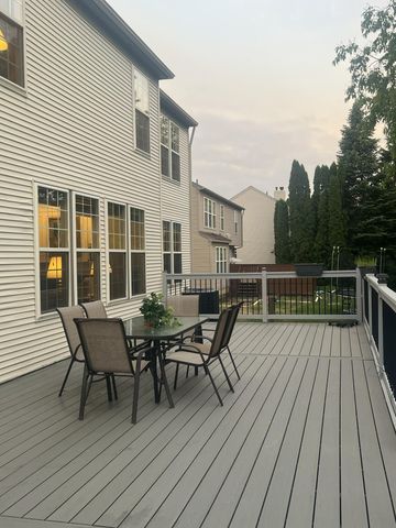 8250 Hummingbird Drive, Ypsilanti Twp, MI 48197