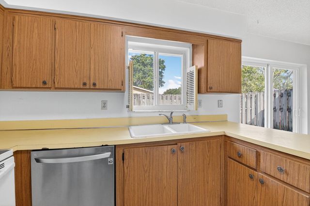 1601 NW 5th Street, Boca Raton, FL 33486