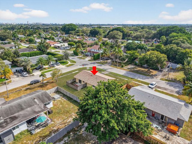 1601 NW 5th Street, Boca Raton, FL 33486