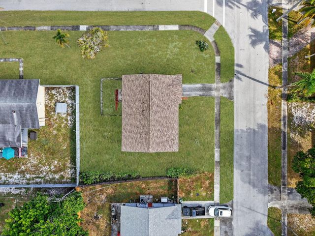 1601 NW 5th Street, Boca Raton, FL 33486