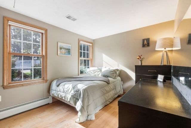 73 Ridge Rd, Foxboro, MA 02035