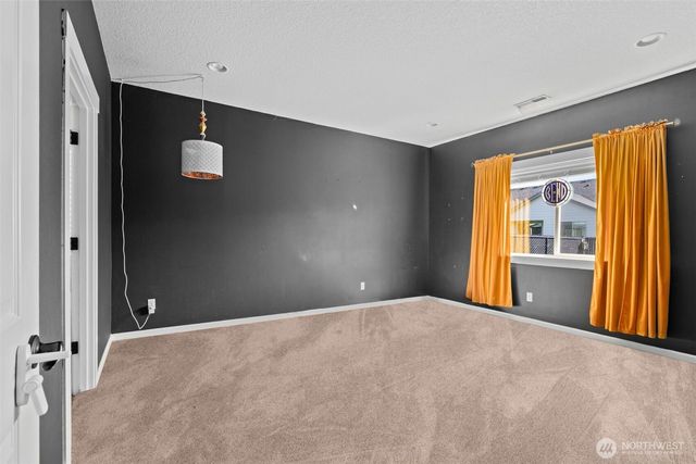 123 Zephyr Drive, Silverlake, WA 98645