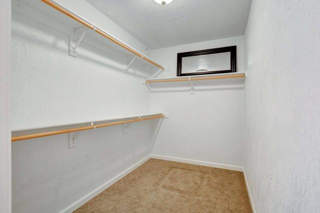 3340 Henderson Way, Medford, OR 97504