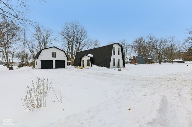 38 Homestead Drive, Sheridan, IN 46069