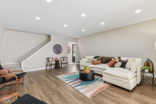 38 Homestead Drive, Sheridan, IN 46069