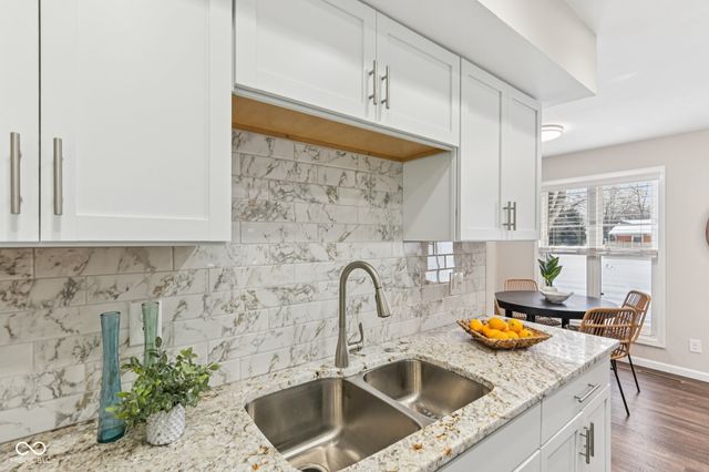 38 Homestead Drive, Sheridan, IN 46069