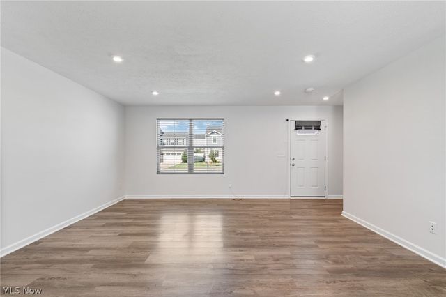 3208 Sunny Brook Drive, Akron, OH 44312