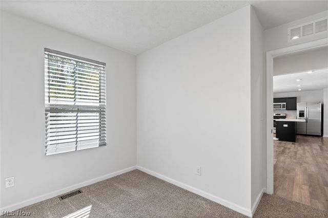 3208 Sunny Brook Drive, Akron, OH 44312