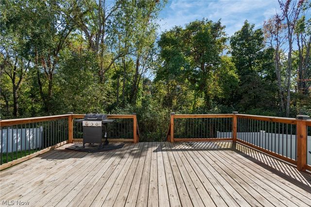 3208 Sunny Brook Drive, Akron, OH 44312