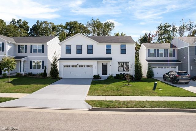 3208 Sunny Brook Drive, Akron, OH 44312