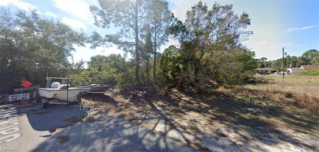 201 Jack AVE N, Lehigh Acres, FL 33971