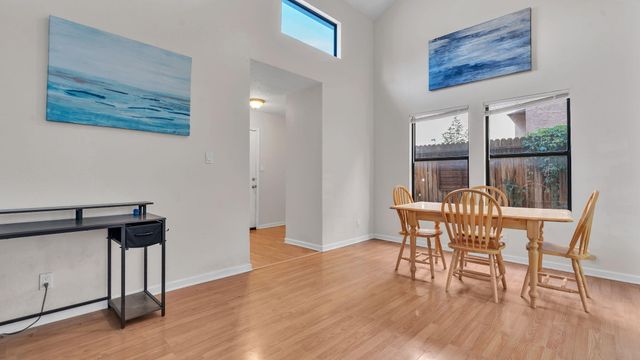 7232 Bobwhite Lane NE, Albuquerque, NM 87109