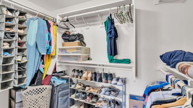 7232 Bobwhite Lane NE, Albuquerque, NM 87109