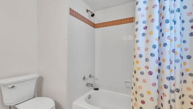 7232 Bobwhite Lane NE, Albuquerque, NM 87109