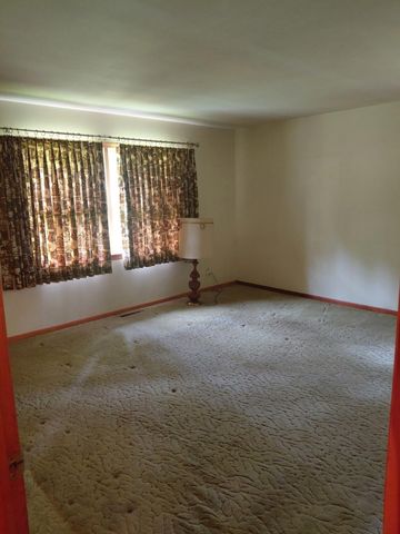 3377 Debbie Lane, Portage, IN 46368
