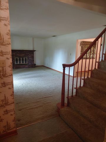 3377 Debbie Lane, Portage, IN 46368