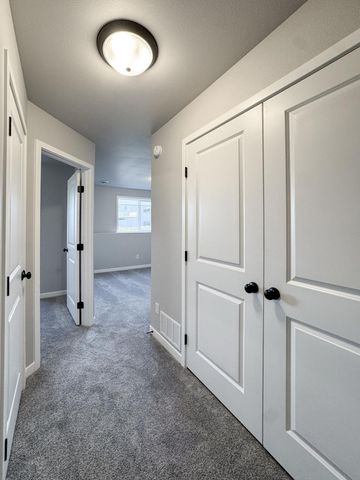 3252 36th Avenue S, Moorhead, MN 56560